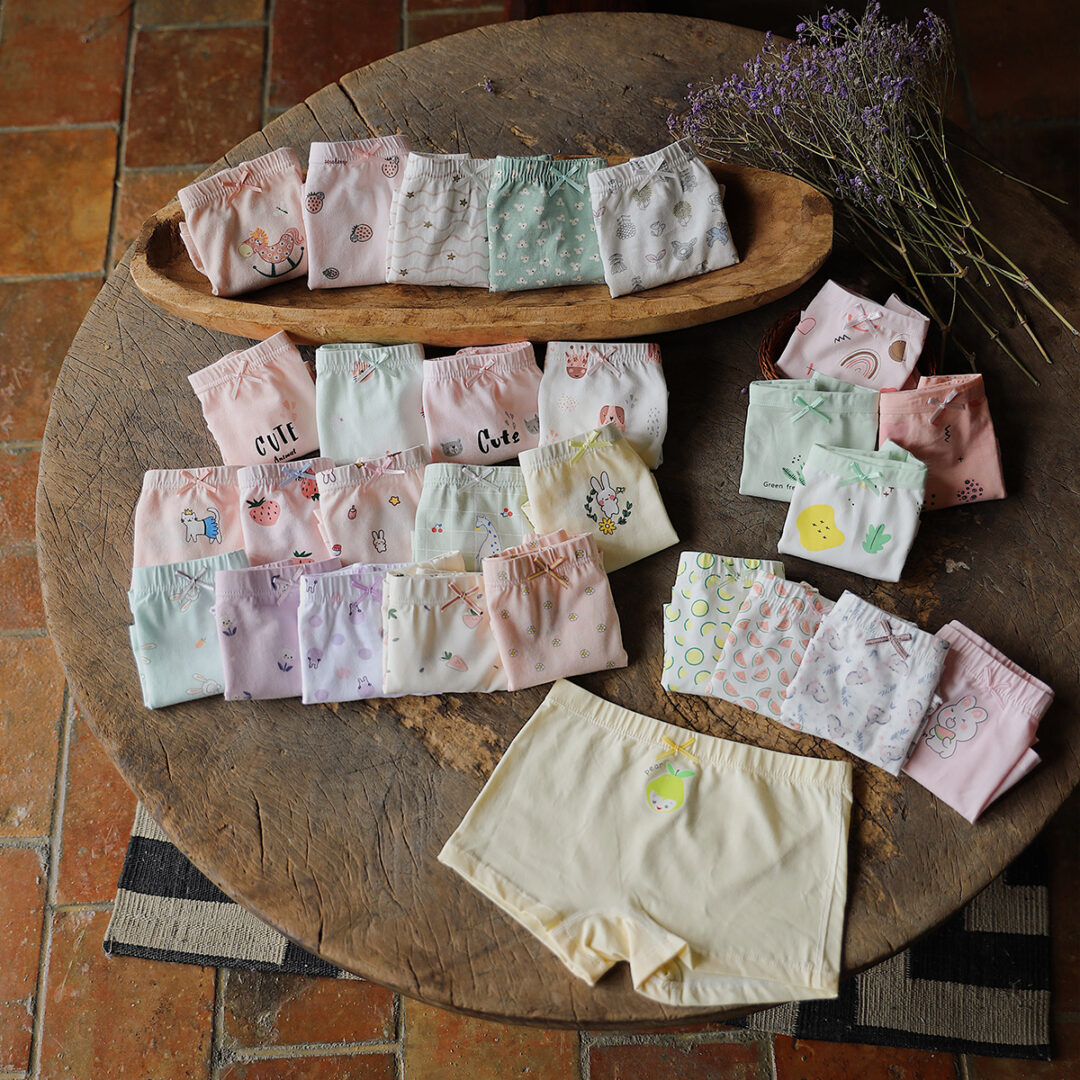 Girls' Cartoon Cotton Boxer Briefs Children's Baby Panties Shorts - Image 3