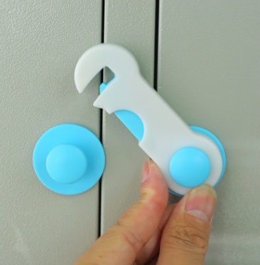 Doodle bear child safety multifunctional baby safety locks - Image 2